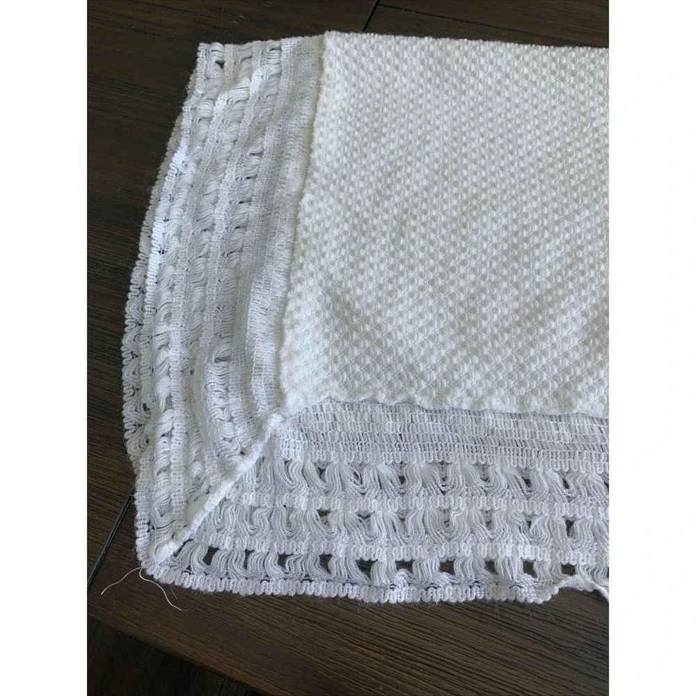Vintage Celebrity Knitwear Crochet Knit Baby Blanket 33x30 Christening Baptism